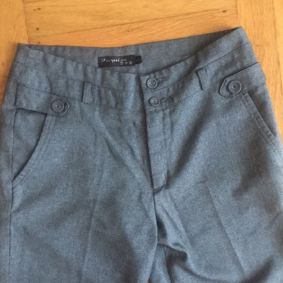 Size M Gray pants - Picture 3 of 6